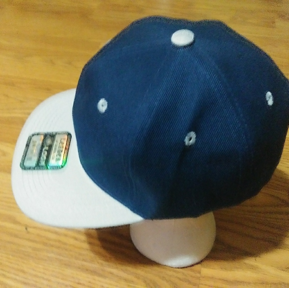 Multi Color Hat/Cap - Picture 2 of 6